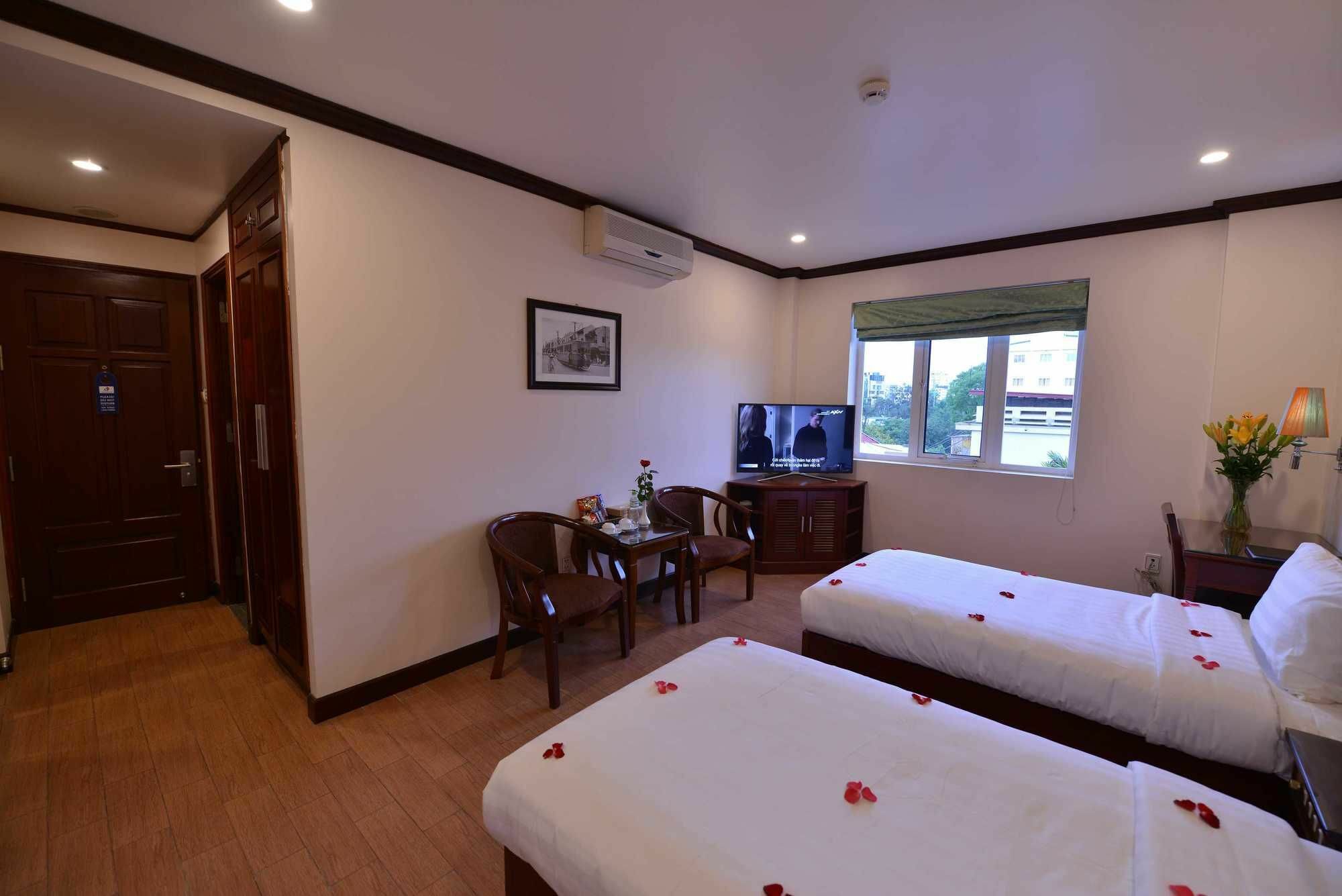 Blue Hanoi Inn Legend Hotel Zewnętrze zdjęcie